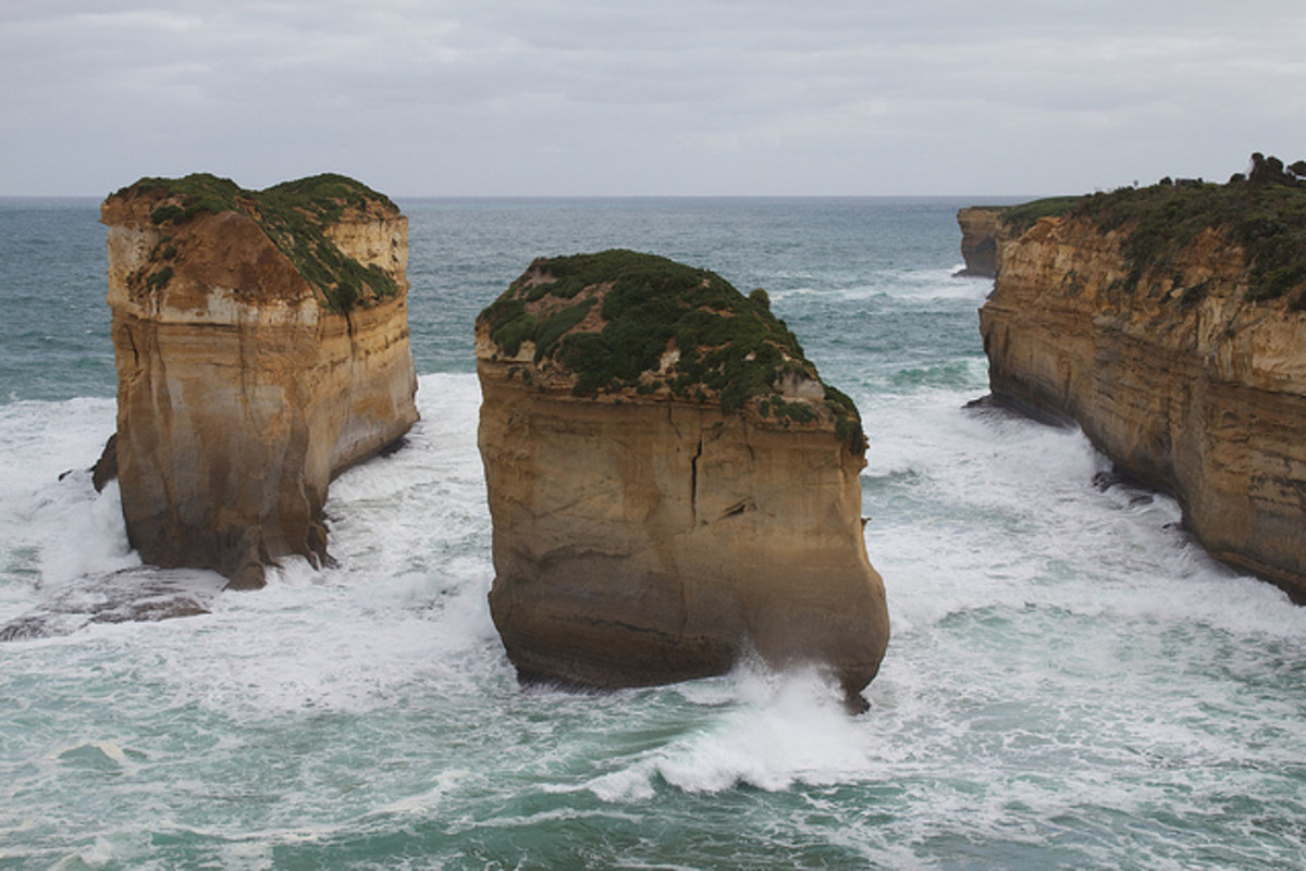 Loch Ard Gorge (Now Tom and Eva, after collapse), Australia